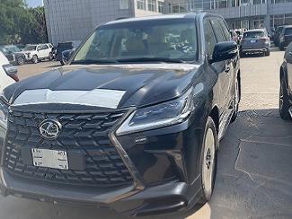 2021款 雷克萨斯LX570 KURO 黑曜 天津港最低价格！请联系周经理 18722211722 （同微信） 