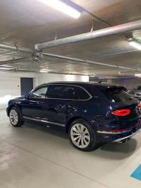 2023款 宾利添越 4.0T 长轴 五座