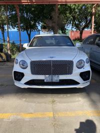 2022款 宾利添越 4.0T 五座