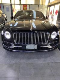 2023款 宾利飞驰4.0T 五座