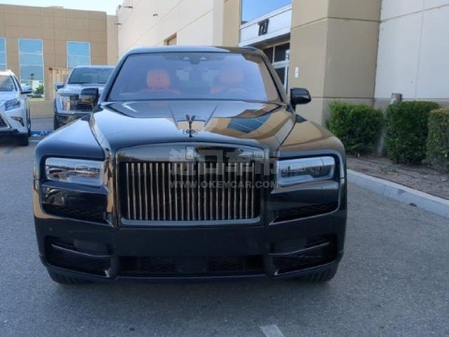 美规2023款 劳斯莱斯库里南(Cullinan)6.7T Black Badge