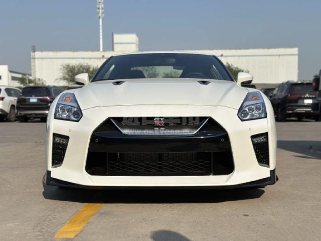 加版2023款 日产GT-R 3.8T Premium高级版