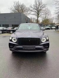 2023款 宾利添越 4.0T 长轴 雅度