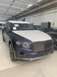 2023款 宾利添越 4.0T 长轴 雅度