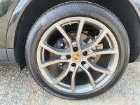 23款 3.0T 豪华包