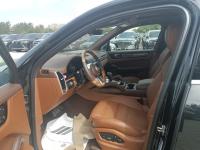 23款 3.0T 豪华包