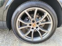 23款 3.0T 豪华包