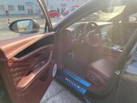 23款 4.0T 雅度版