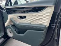 23款 4.0T 雅度版