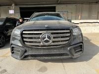 2024款 奔驰GLS450 7座 AMG包 顶峰包