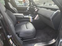 路虎揽胜行政3.0汽油