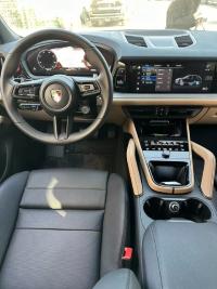 保时捷卡宴(凯宴)