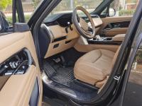 路虎揽胜行政4.4汽油