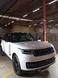 路虎揽胜行政3.0柴油