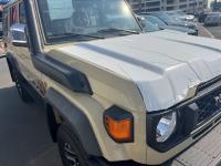 2024款 丰田酷路泽LC76 2.8T LC76 柴油