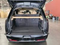 路虎揽胜行政3.0汽油