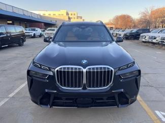 2024款 宝马X7 xDrive40i M运动 天津港最低价格！请联系周经理 18722211722 （同微信） 
