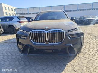 2024款 宝马X7 xDrive40i M运动 天津港最低价格！请联系周经理 18722211722 （同微信） 