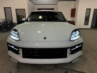 2024款 保时捷卡宴 3.0T 豪华增强包