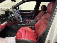 保时捷卡宴(凯宴)