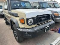 2024款 丰田酷路泽70系列 4.0L LC76 手动 汽油