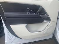 路虎揽胜行政4.4汽油