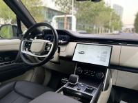 路虎揽胜行政4.4汽油