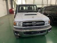 2023款 丰田酷路泽LC76 4.5T LC76 柴油 铁轮