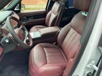 路虎揽胜行政3.0汽油