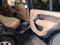 路虎揽胜行政3.0汽油