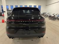 保时捷卡宴(凯宴)