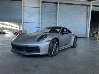 2024款 保时捷911 Carrera T 3.0T 手动 天津港最低价格！请联系周经理 18722211722 （同微信） 