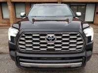 2024款 丰田红杉 3.5T 混动 四驱 Capstone顶点