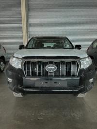 2023款 丰田霸道2800 2.8T 柴油 九气 底挂 天窗