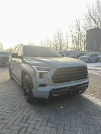 2024款 丰田红杉 3.5T 混动 四驱 LTD Nightshade夜影