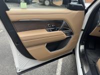 路虎揽胜行政3.0汽油