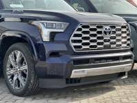 2024款 丰田红杉 3.5T 混动 四驱 Capstone顶点