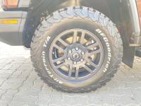 INEOS(英力士)Grenadier掷弹兵