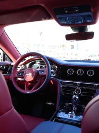 24款 4.0T 雅度版