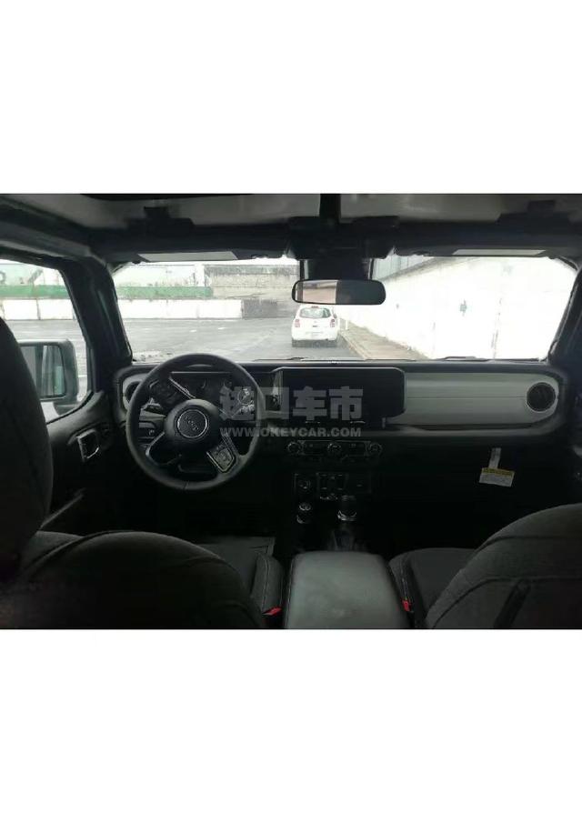 美规2024款 Jeep牧马人 2.0T 四门 Sport