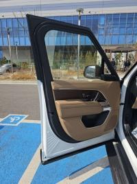 路虎揽胜行政3.0柴油