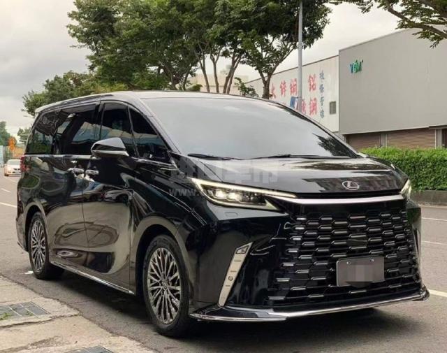 欧版2024款 雷克萨斯LM350h 2.5L 七座 台湾