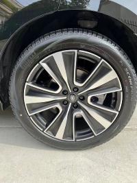 路虎揽胜行政3.0汽油