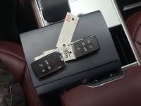 路虎揽胜行政3.0汽油