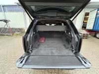 路虎揽胜行政3.0汽油