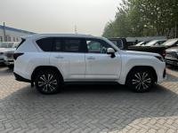 24款 LX600 7座 Premium高级 标准型