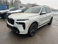 2024款 宝马X7 xDrive40i M运动 行政包