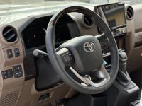 24款 2.8T LC71 柴油 铁轮 卤素大灯