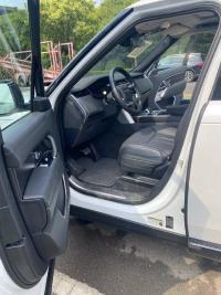 路虎揽胜行政4.4汽油