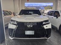 2024款 雷克萨斯LX600 LX600 7座 F-Sport运动